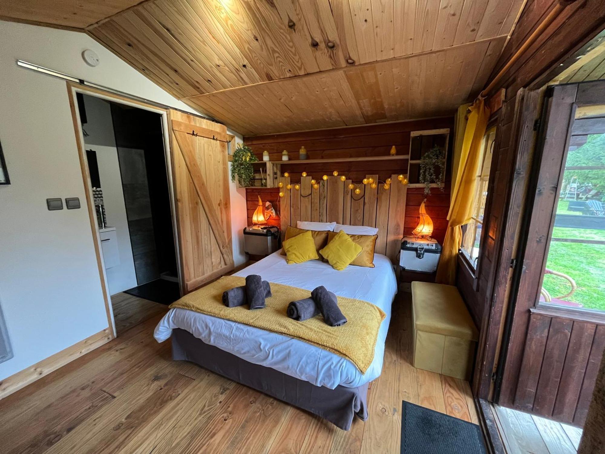 "Le Maloya" Chalets Independants -Chambre Balneo - Relais Motards ลากูน ภายนอก รูปภาพ