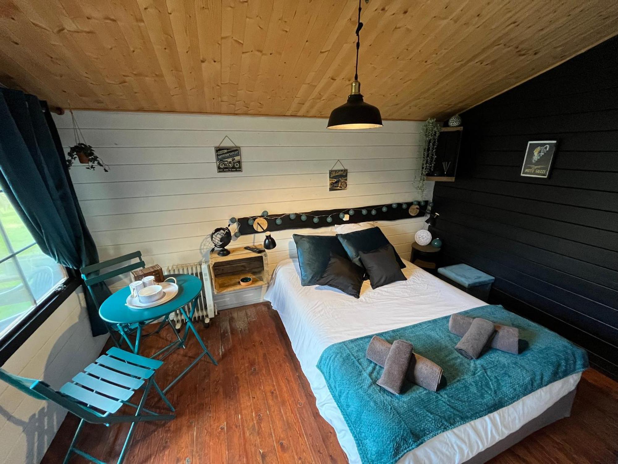 "Le Maloya" Chalets Independants -Chambre Balneo - Relais Motards ลากูน ภายนอก รูปภาพ